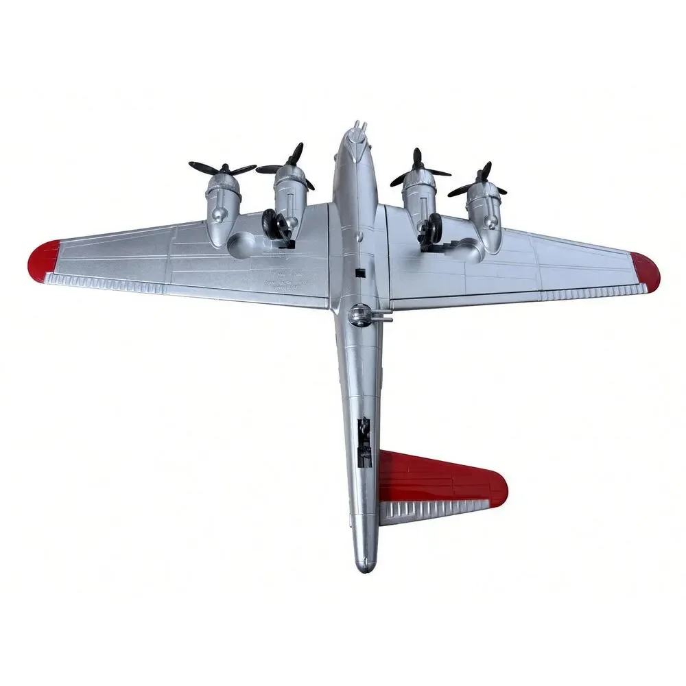 New Ray B-17 Flying Fortress Plastic Model Plane